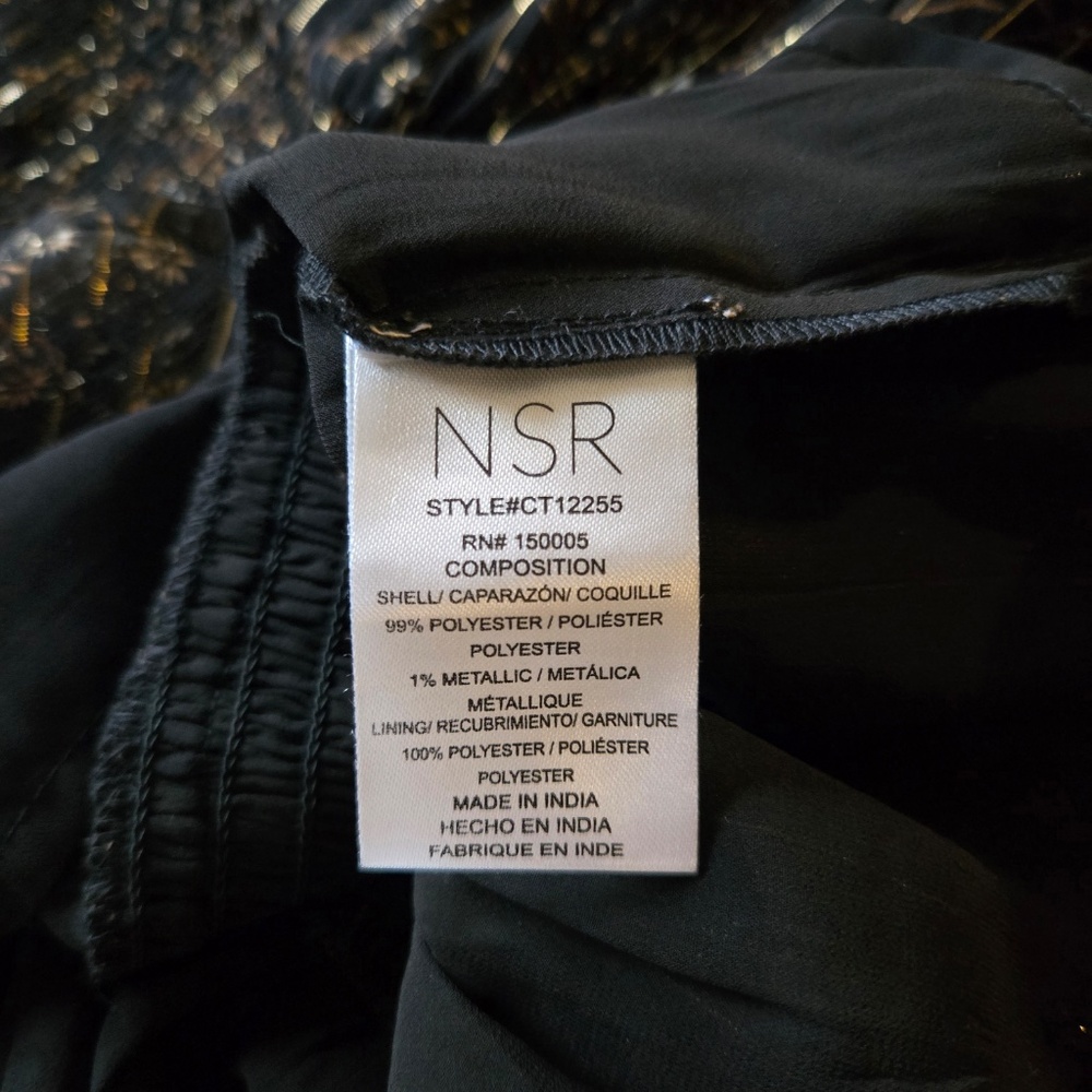 NSR Cropped Fitted Shimmery Top - Picture 13 of 13